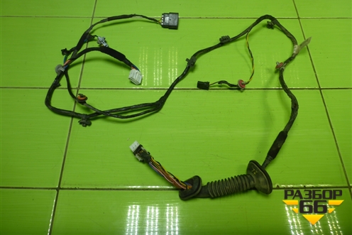 Проводка двери задней левой (916502Y040) для Hyundai ix 35 с 2010г (Ай икс 35)