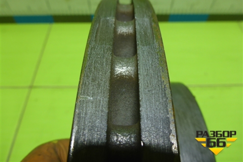 Диск тормозной передний вентилируемый (A2124211312) для Mercedes Benz E-Klass W212 с 2009-2016г (Е)