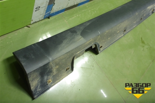 Накладка на порог наружная левая (877532S000) для Hyundai ix 35 с 2010г (Ай икс 35)