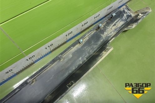 Накладка на порог наружная левая (877532S000) для Hyundai ix 35 с 2010г (Ай икс 35)