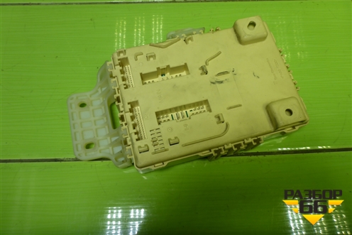 Блок предохранителей салонный (919502S521) для Hyundai ix 35 с 2010г (Ай икс 35)