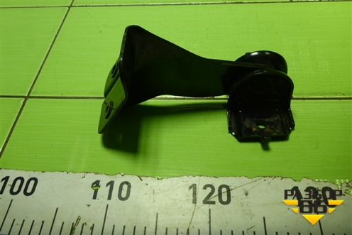 Кронштейн сиденья (заднего) для Hyundai ix 35 с 2010г (Ай икс 35)