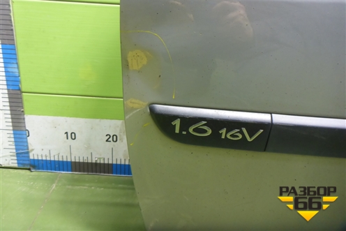 Дверь передняя левая (7751473728) для Renault Megane 2 с 2002-2009г (Меган)