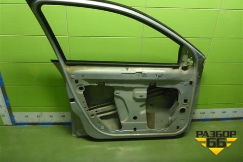 Дверь передняя левая (7751473728) для Renault Megane 2 с 2002-2009г (Меган)