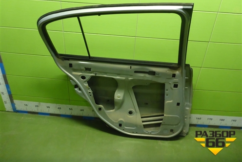 Дверь задняя левая (седан) (7751475033) для Renault Megane 2 с 2002-2009г (Меган)