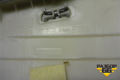 Обшивка стойки центральная верхняя левая (3C0868417) для Volkswagen Passat (B6) с 2005-2010г (Пассат Б6)