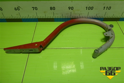 Петля крышки багажника левая (A2047500128) для Mercedes Benz C-Klass W204 с 2007-2014г (Ц)