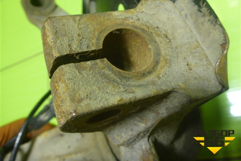 Кулак поворотный передний правый (без ступицы) для Renault Logan II с 2012г (Логан)