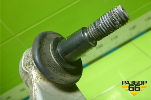 Рычаг передний правый нижний для Audi A4 (В7) с 2004-2009г (А4)