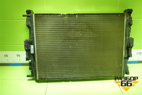 Радиатор охлаждения (8200115542) для Renault Megane 2 с 2002-2009г (Меган)