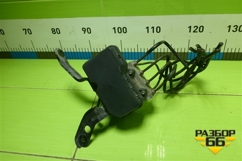 Блок ABS (4451002410) для Toyota Corolla (E18) с 2012-2019г (Королла 180)