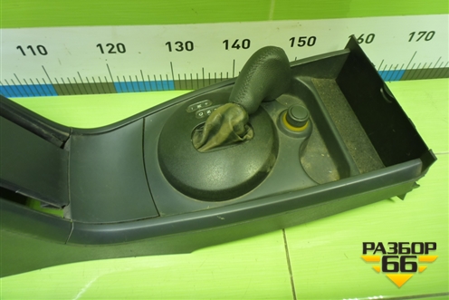 Подлокотник (8200079091) для Renault Megane 2 с 2002-2009г (Меган)