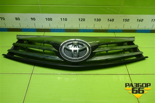 Решетка радиатора (5310002750) для Toyota Corolla (E18) с 2012-2019г (Королла 180)