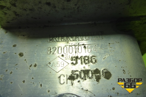 Кронштейн заднего бампера правый (8200010164) для Renault Megane 2 с 2002-2009г (Меган)