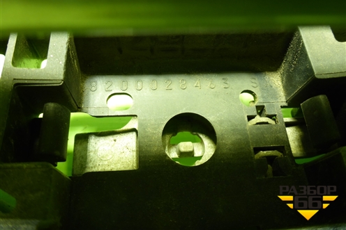 Ручка наружная двери задней правой (8200028463) для Renault Megane 2 с 2002-2009г (Меган)