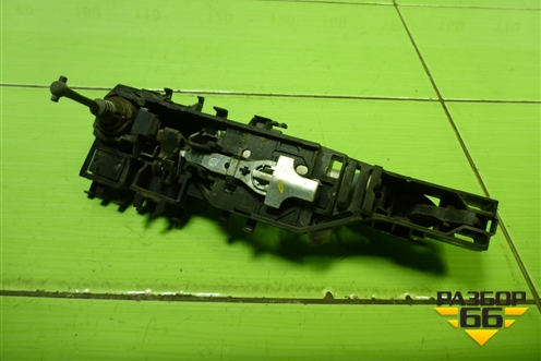 Ручка наружная двери передней левой (8200028463) для Renault Megane 2 с 2002-2009г (Меган)