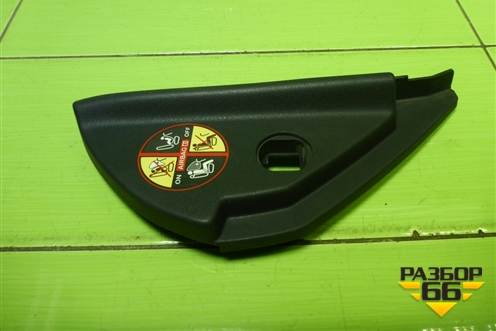 Накладка на торпедо (боковая правая) (8200078998) для Renault Megane 2 с 2002-2009г (Меган)