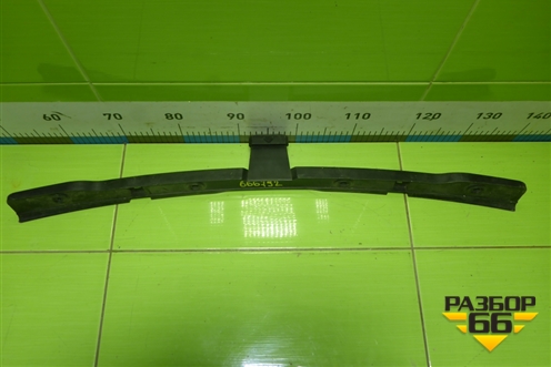 Кронштейн заднего бампера центральный (1K6807863) для Volkswagen Golf V с 2003-2009г (Гольф 5)