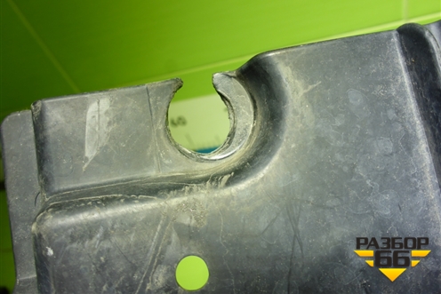 Пыльник двигателя центральный (5145102090) для Toyota Corolla (E18) с 2012-2019г (Королла 180)