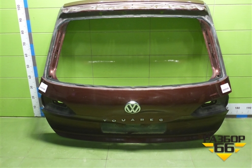 Дверь багажника без стекла (760827025C) для Volkswagen Touareg с 2018г (Туарег)