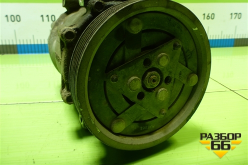 Компрессор кондиционера (1.6л K7M710) (926000097R) для Renault Logan с 2004-2015г (Логан)