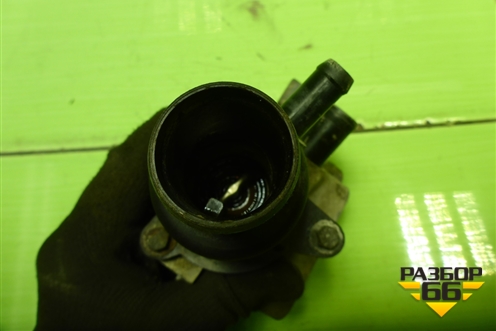 Корпус термостата (1.6л K7M710) (8200739388) для Renault Logan с 2004-2015г (Логан)