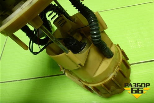 Насос топливный электрический (1.6л K4MW761) для Renault Megane 2 с 2002-2009г (Меган)