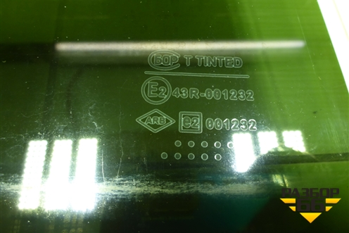 Стекло двери задней правой для Renault Logan с 2004-2015г (Логан)