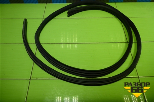 Уплотнитель двери задней правой для Renault Logan с 2004-2015г (Логан)