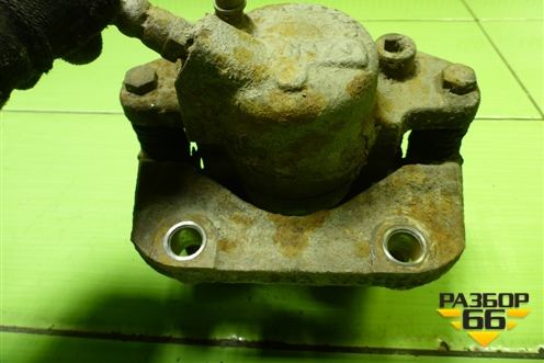 Суппорт передний левый для Renault Logan с 2004-2015г (Логан)