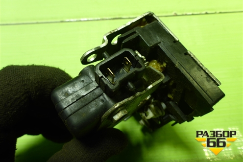 Замок двери передней правой для Renault Logan с 2004-2015г (Логан)