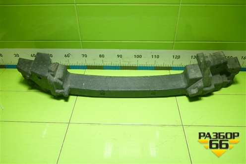 Наполнитель переднего бампера (62090HZ30A) для Nissan X-Trail (Т32) с 2014г (Хтраил)