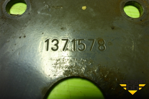 Кронштейн амортизатора переднего (верхняя) (1371578) для Scania 4 Series с 1995-2005г