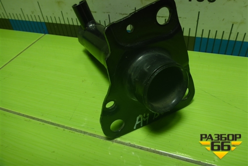 Кронштейн усилителя переднего бампера левый (8E0807133C) для Audi A4 (В7) с 2004-2009г (А4)