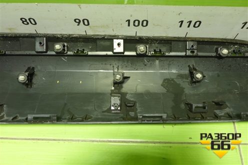 Накладка двери передней левой (8891867645) для Geely Atlas 2 с 2023-2025г (Атлас)