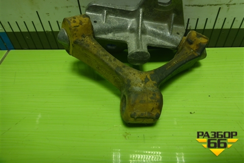 Кронштейн глушителя (4B0253663E) для Audi A4 (В7) с 2004-2009г (А4)