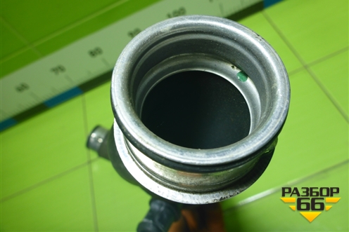 Патрубок системы охлаждения (нижний на радиатор) (A2045010282) для Mercedes Benz C-Klass W204 с 2007-2014г (Ц)