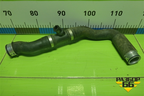 Патрубок системы охлаждения (нижний на радиатор) (A2045010282) для Mercedes Benz C-Klass W204 с 2007-2014г (Ц)