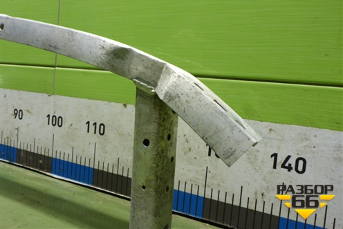 Усилитель переднего бампера нижний (51117385290) для BMW 5-серия G30 с 2017г