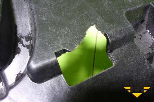 Кронштейн решетки радиатора (5509020XKZ0YA) для Haval M6 с 2021г (М6)