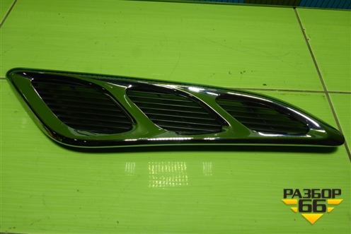 Накладка переднего крыла правого (638281LA0A) для Infiniti Infiniti QX56/QX80 (Z62) с 2010г (Ку икс56/80)