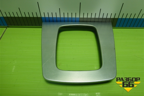 Накладка внутренняя (на кулису) (8E0864261) для Audi A4 (В7) с 2004-2009г (А4)