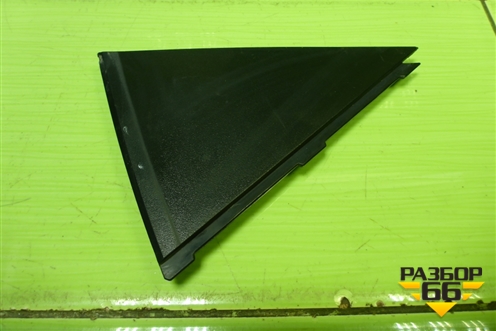 Накладка двери задней левой уголок (838302S000) для Hyundai ix 35 с 2010г (Ай икс 35)