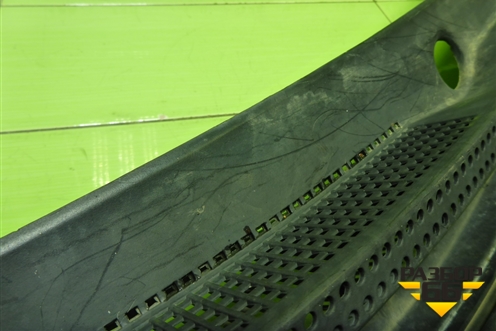 Решетка стеклоочистителей (дубликат) для Hyundai Solaris с 2010-2016г (Солярис)