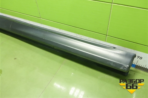 Накладка на порог наружная правая (6512A388ZZ02) для Mitsubishi ASX с 2010г (АСХ)