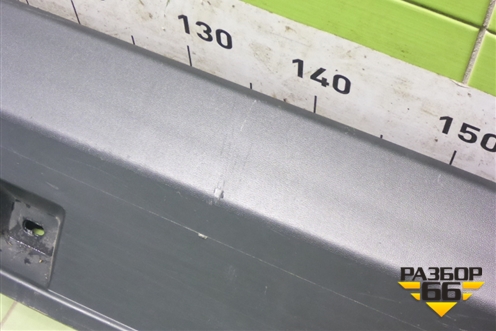 Накладка на порог наружная правая (A1646900840) для Mercedes Benz ML-Klass W164 c 2005-2011г (МЛ)