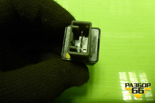 Датчик включения стопсигнала (938133S800) для Hyundai Solaris с 2010-2016г (Солярис)