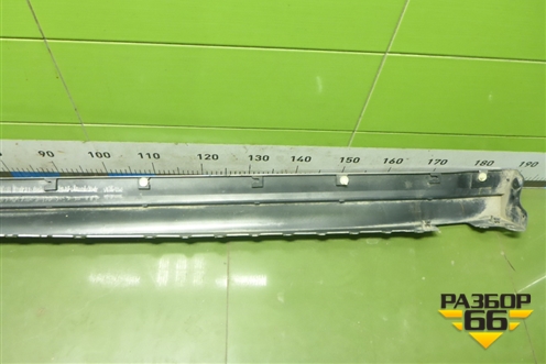 Накладка на порог наружная правая (5177360260) для Lexus LX-600 с 2021г (ЛХ)