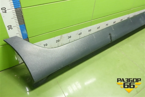 Накладка на порог наружная правая (877542S000) для Hyundai ix 35 с 2010г (Ай икс 35)