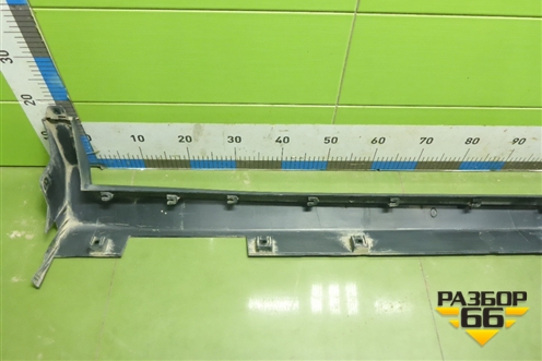 Накладка на порог наружная левая (после 2023г) (8890342611) для Geely Coolray с 2019-2025г (Кулрей)